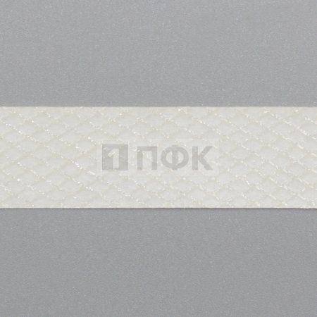 Сетка клеевая на бумаге 25мм (рул 91,44м) Сетка клеевая на бумаге 25мм (рул 91,44м)